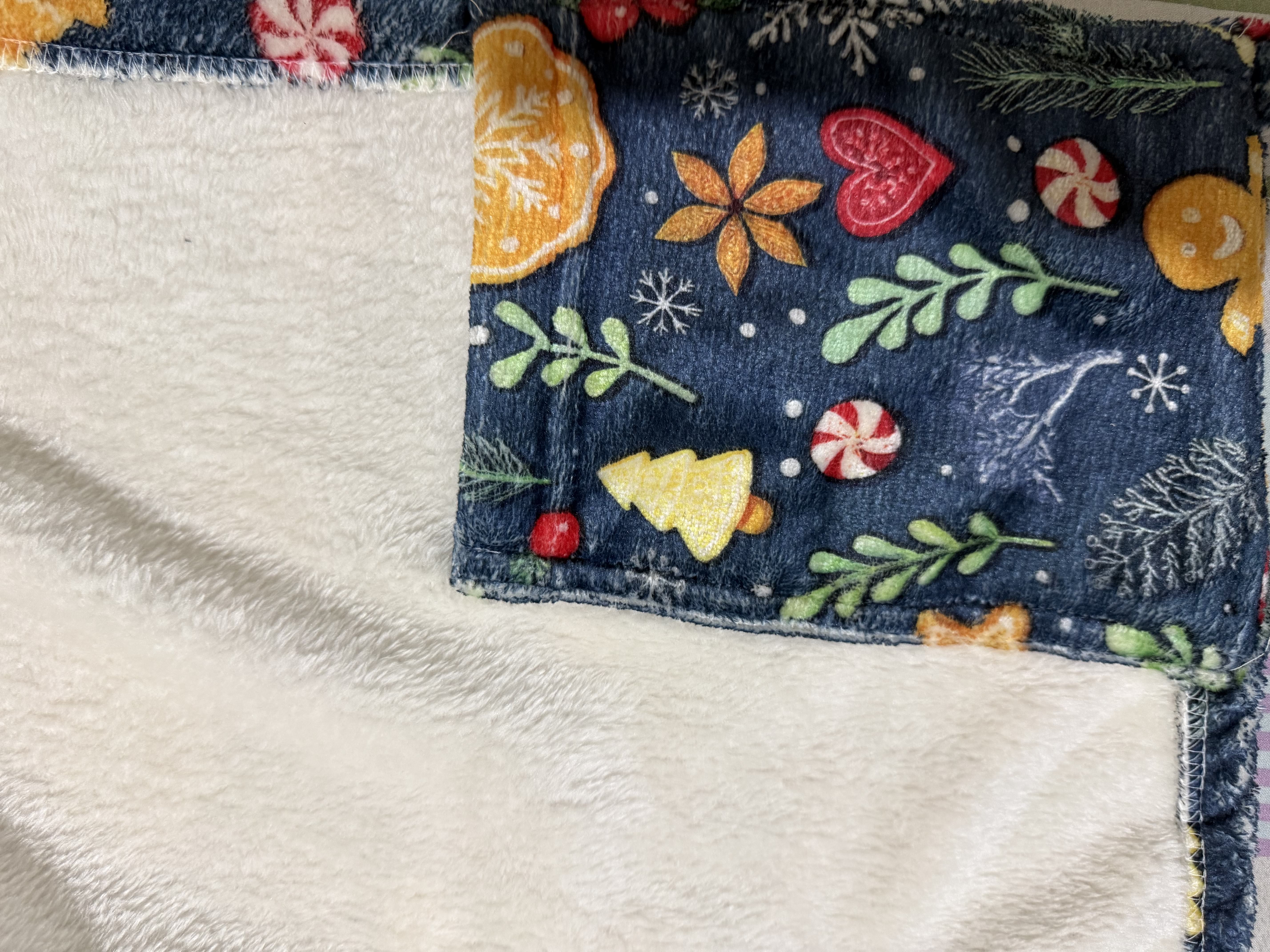 Winter Joy Wearable blanket